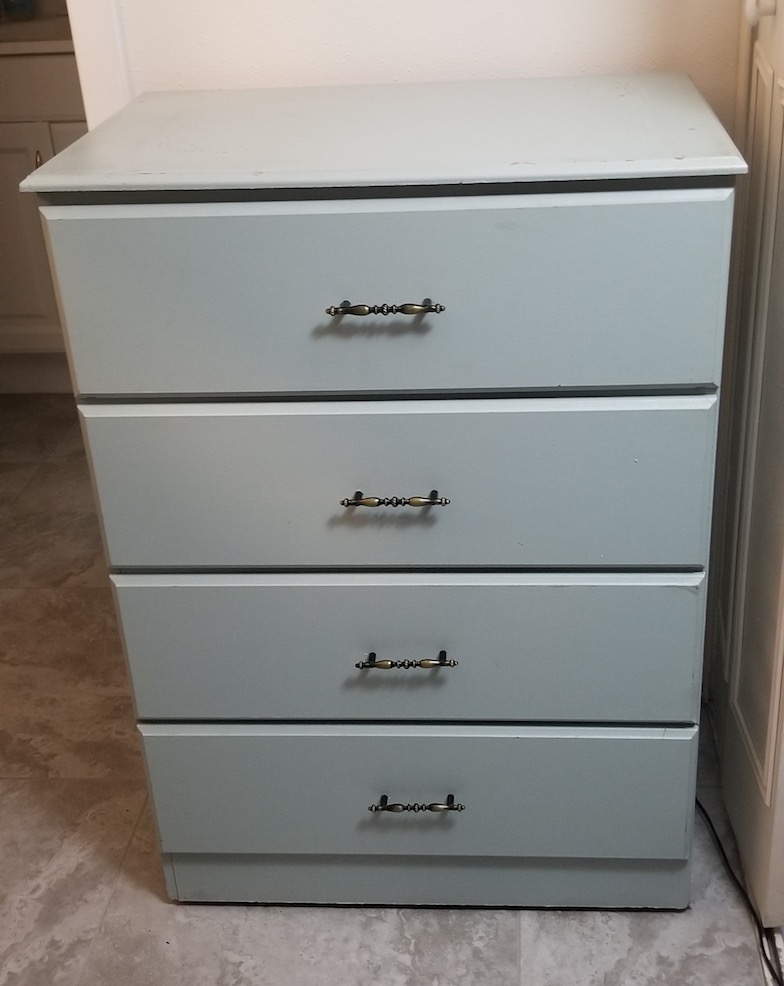 Chest of drawers