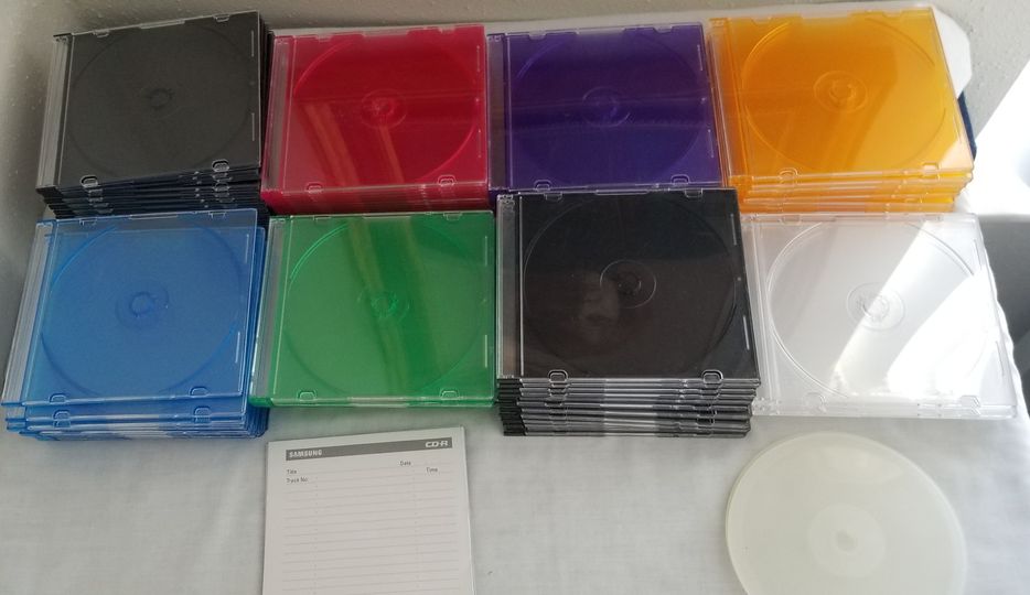 90 CD CASES